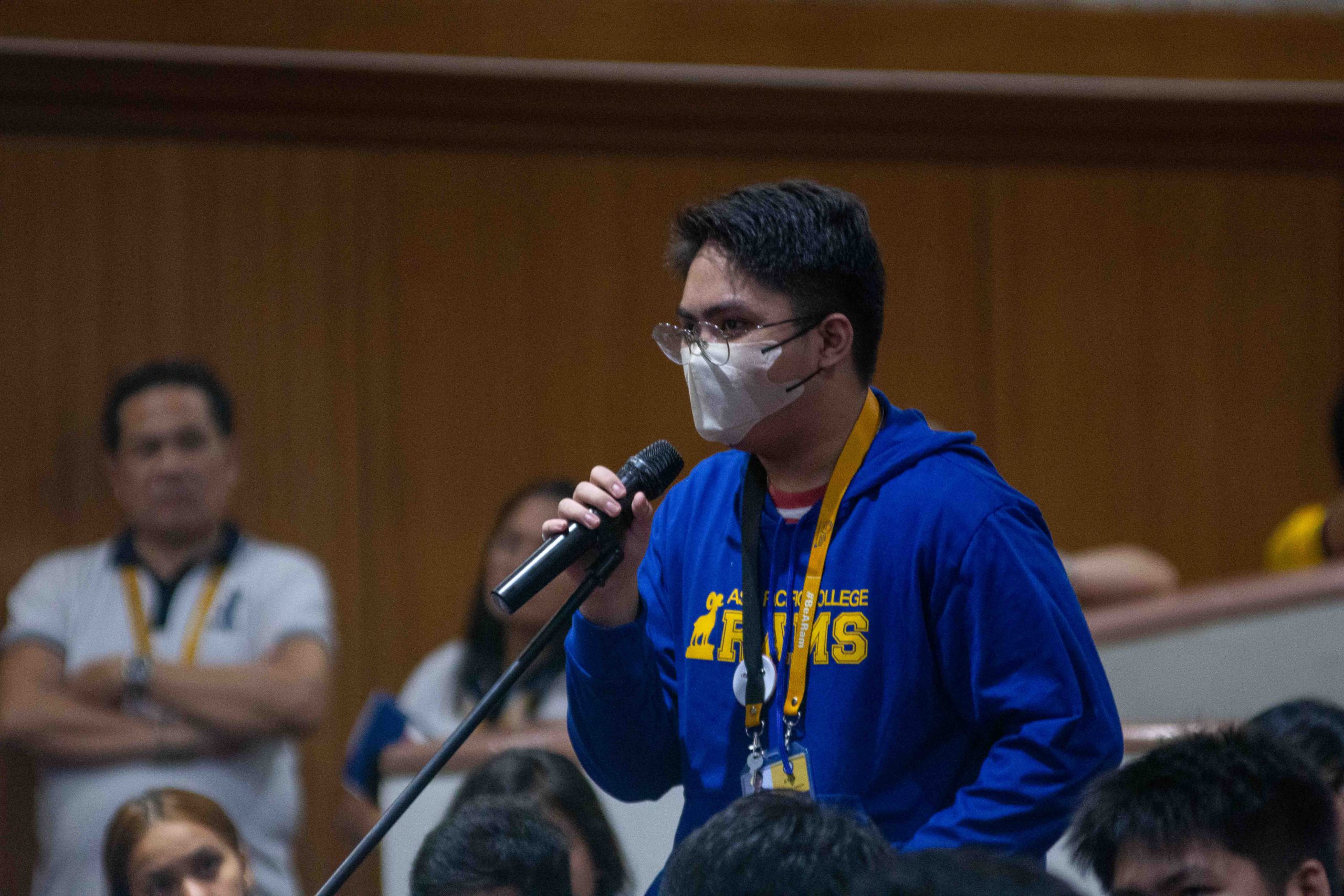 Freshman students ask questions during the Q&A of the 2024 Student Orientation last August 2, 2024.