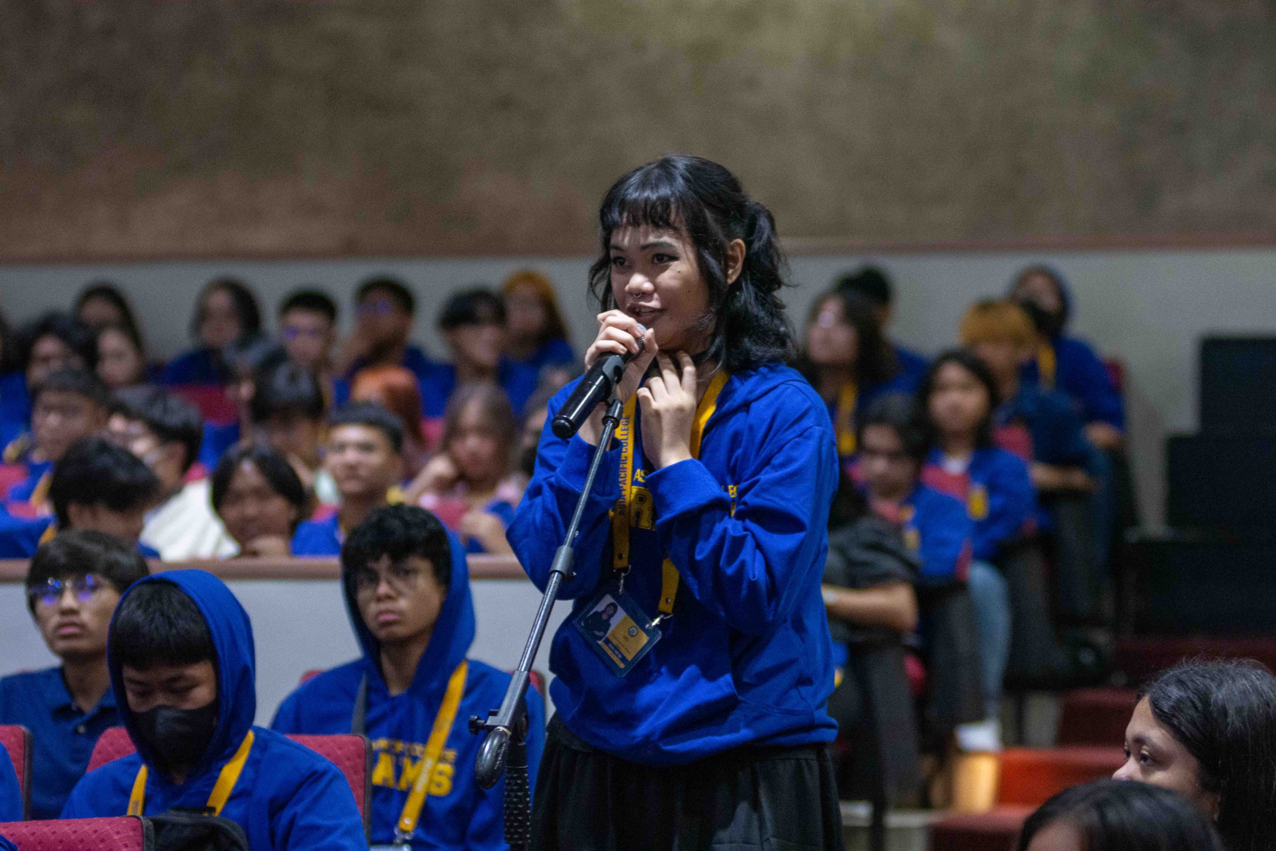 Freshman students ask questions during the Q&A of the 2024 Student Orientation last August 2, 2024.